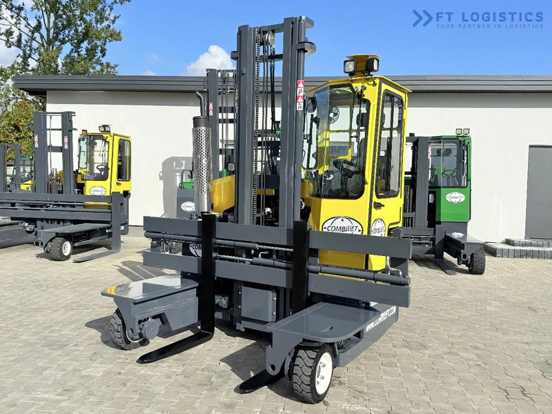 Combilift FOUR-WAY / MULTI-DIRECTIONAL FORKLIFT / ONLY 491 HOURS / C2500 / GAS / DUPLEX 4600MM / SHORT – ONLY 1900MM / WIDTH 2700MM WITH F - משאית הגעה ב-4 דרכים: תמונה 1 Combilift FOUR-WAY / MULTI-DIRECTIONAL FORKLIFT / ONLY 491 HOURS / C2500 / GAS / DUPLEX 4600MM / SHORT – ONLY 1900MM / WIDTH 2700MM WITH F - משאית הגעה ב-4 דרכים: תמונה 1