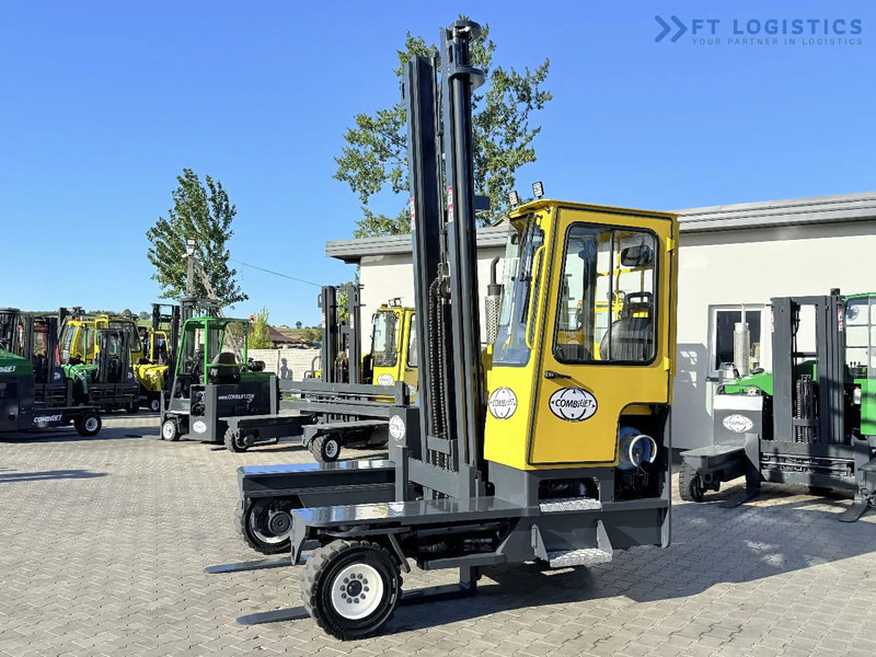 Combilift FOUR-WAY MULTIDIRECTIONAL FORKLIFT C5000 / GAS / TRIPLEX 6000MM / ONLY 4263 HOURS / FORK POSITIONER / EXCELLENT CONDITION / Wide - משאית הגעה ב-4 דרכים: תמונה 3 Combilift FOUR-WAY MULTIDIRECTIONAL FORKLIFT C5000 / GAS / TRIPLEX 6000MM / ONLY 4263 HOURS / FORK POSITIONER / EXCELLENT CONDITION / Wide - משאית הגעה ב-4 דרכים: תמונה 3