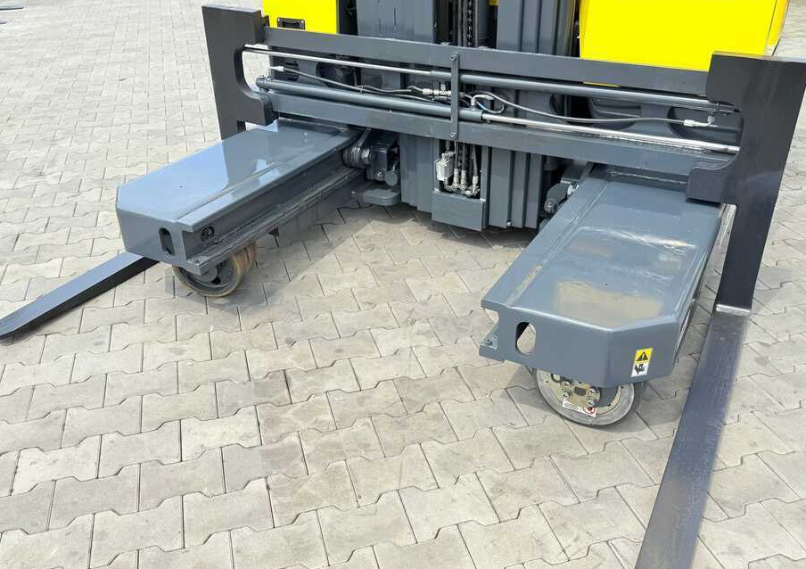 הַחכָּרָה  Combilift MR / ELECTRIC / TRIPLEX – 6000MM / FULL FREE LIFT / WIDE POSITIONER / FORK SIDESHIFT / ONLY 1400 HOURS / LIKE NEW Combilift MR / ELECTRIC / TRIPLEX – 6000MM / FULL FREE LIFT / WIDE POSITIONER / FORK SIDESHIFT / ONLY 1400 HOURS / LIKE NEW: תמונה 16