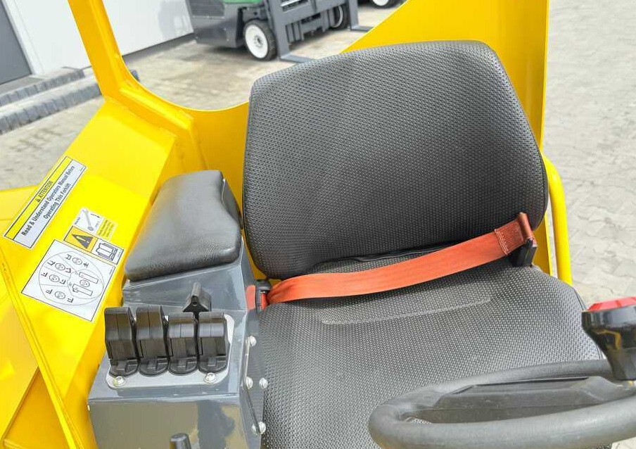 הַחכָּרָה  Combilift MR / ELECTRIC / TRIPLEX – 6000MM / FULL FREE LIFT / WIDE POSITIONER / FORK SIDESHIFT / ONLY 1400 HOURS / LIKE NEW Combilift MR / ELECTRIC / TRIPLEX – 6000MM / FULL FREE LIFT / WIDE POSITIONER / FORK SIDESHIFT / ONLY 1400 HOURS / LIKE NEW: תמונה 15