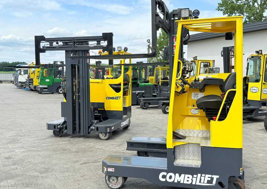 הַחכָּרָה  Combilift MR / ELECTRIC / TRIPLEX – 6000MM / FULL FREE LIFT / WIDE POSITIONER / FORK SIDESHIFT / ONLY 1400 HOURS / LIKE NEW Combilift MR / ELECTRIC / TRIPLEX – 6000MM / FULL FREE LIFT / WIDE POSITIONER / FORK SIDESHIFT / ONLY 1400 HOURS / LIKE NEW: תמונה 22