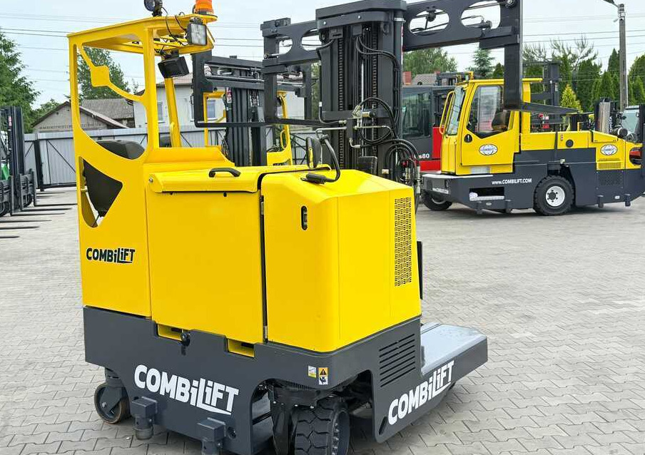 הַחכָּרָה  Combilift MR / ELECTRIC / TRIPLEX – 6000MM / FULL FREE LIFT / WIDE POSITIONER / FORK SIDESHIFT / ONLY 1400 HOURS / LIKE NEW Combilift MR / ELECTRIC / TRIPLEX – 6000MM / FULL FREE LIFT / WIDE POSITIONER / FORK SIDESHIFT / ONLY 1400 HOURS / LIKE NEW: תמונה 26