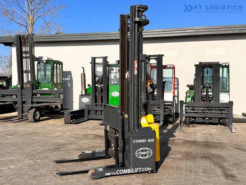 Combilift WR-4 / DUPLEX / 4.5M / 2017 / ONLY 30 MTH / LIKE NEW / 1500KG - מערים: תמונה 3 Combilift WR-4 / DUPLEX / 4.5M / 2017 / ONLY 30 MTH / LIKE NEW / 1500KG - מערים: תמונה 3