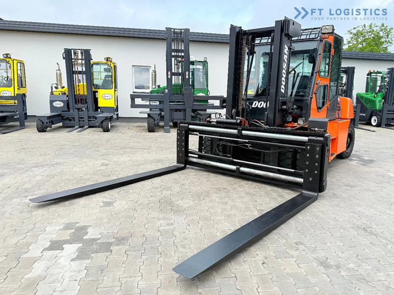 Doosan DOOSAN / DUPLEX 3000MM / SIDE SHIFT / FORK POSITIONER / 2500MM FORKS / 7000KG / CABIN / LIKE NEW DOOSAN / DUPLEX 3000MM / SIDE S - מלגזת סולר: תמונה 3 Doosan DOOSAN / DUPLEX 3000MM / SIDE SHIFT / FORK POSITIONER / 2500MM FORKS / 7000KG / CABIN / LIKE NEW DOOSAN / DUPLEX 3000MM / SIDE S - מלגזת סולר: תמונה 3
