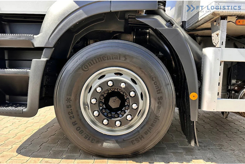 Iveco Stralis 420 STRALIS 420 / Refrigerated Truck / Carrier Supra 950 / 19 Pallets / Tail Lift / Tires - משאית קירור: תמונה 5 Iveco Stralis 420 STRALIS 420 / Refrigerated Truck / Carrier Supra 950 / 19 Pallets / Tail Lift / Tires - משאית קירור: תמונה 5