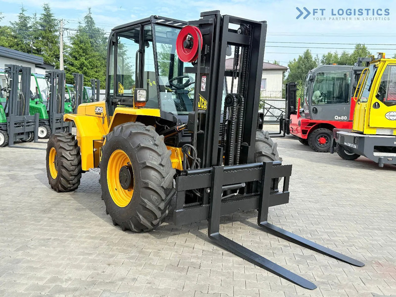 JCB 940 / DIESEL / TRIPLEX 4500MM / FORK POSITIONER / SIDE SHIFT / 4T / NEW TYRES / LIKE NEW 940 / DIESEL / TRIPLEX 4500MM / FORK PO - מלגזת שטח קשה: תמונה 5 JCB 940 / DIESEL / TRIPLEX 4500MM / FORK POSITIONER / SIDE SHIFT / 4T / NEW TYRES / LIKE NEW 940 / DIESEL / TRIPLEX 4500MM / FORK PO - מלגזת שטח קשה: תמונה 5