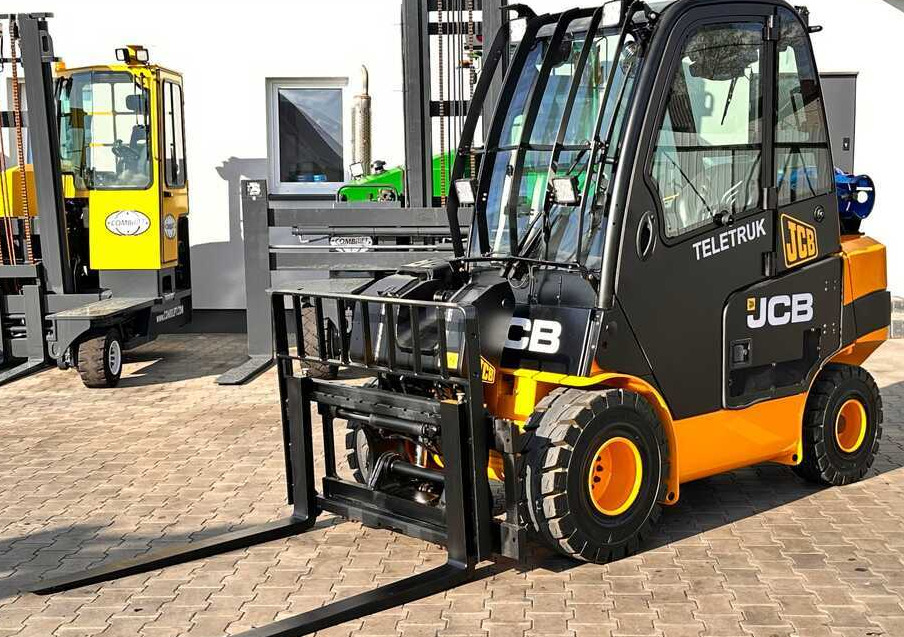 JCB TLT30G / GAS / 4100MM / FULL CABIN / FORK POSITIONER / LIKE NEW - מפעיל טלסקופי: תמונה 2 JCB TLT30G / GAS / 4100MM / FULL CABIN / FORK POSITIONER / LIKE NEW - מפעיל טלסקופי: תמונה 2