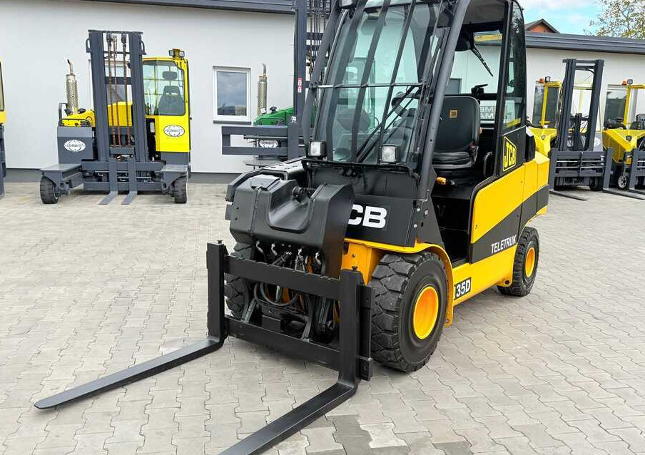 JCB TLT35D / DIESEL / CAB / NEW TYRES / 4450MM / TELESCOPIC – EXCELLENT CONDITION - מפעיל טלסקופי: תמונה 5 JCB TLT35D / DIESEL / CAB / NEW TYRES / 4450MM / TELESCOPIC – EXCELLENT CONDITION - מפעיל טלסקופי: תמונה 5