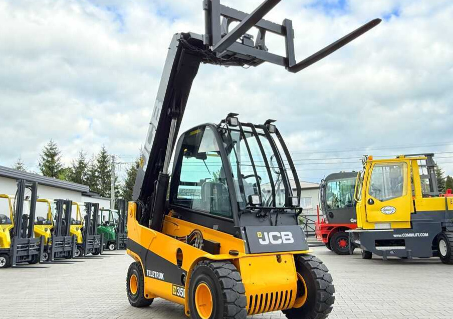 JCB TLT35D / DIESEL / CAB / NEW TYRES / 4450MM / TELESCOPIC – EXCELLENT CONDITION - מפעיל טלסקופי: תמונה 1 JCB TLT35D / DIESEL / CAB / NEW TYRES / 4450MM / TELESCOPIC – EXCELLENT CONDITION - מפעיל טלסקופי: תמונה 1