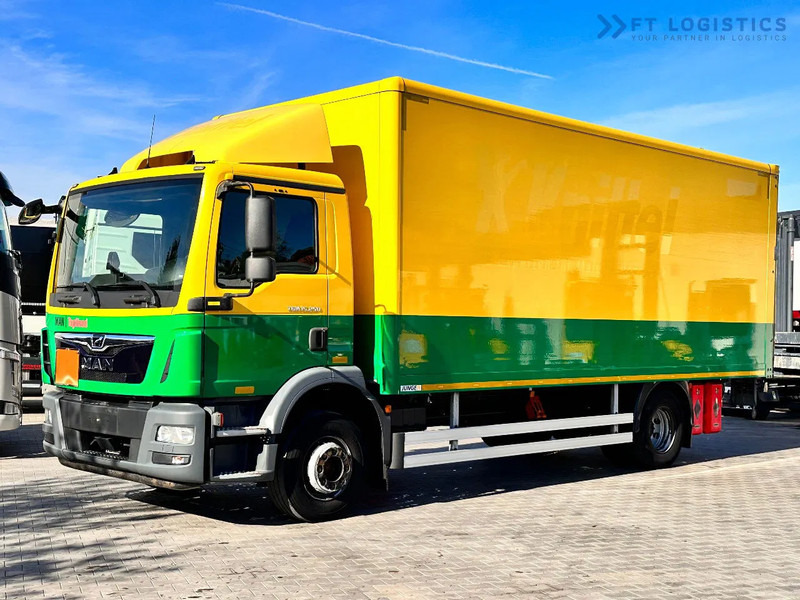 MAN TGM 15.250 MAN TGM 15.250 4X2 / CONTAINER - 16 PALLETS / TAIL LIFT / TIRES 80% / PERFECT CONDITION - משאית תיבה: תמונה 1 MAN TGM 15.250 MAN TGM 15.250 4X2 / CONTAINER - 16 PALLETS / TAIL LIFT / TIRES 80% / PERFECT CONDITION - משאית תיבה: תמונה 1
