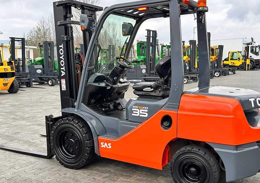 Toyota 52-8FDJF35 / DIESEL / 2016 / ONLY 2,096 HOURS / DUPLEX MAST / LIKE NEW - מלגזת סולר: תמונה 4 Toyota 52-8FDJF35 / DIESEL / 2016 / ONLY 2,096 HOURS / DUPLEX MAST / LIKE NEW - מלגזת סולר: תמונה 4