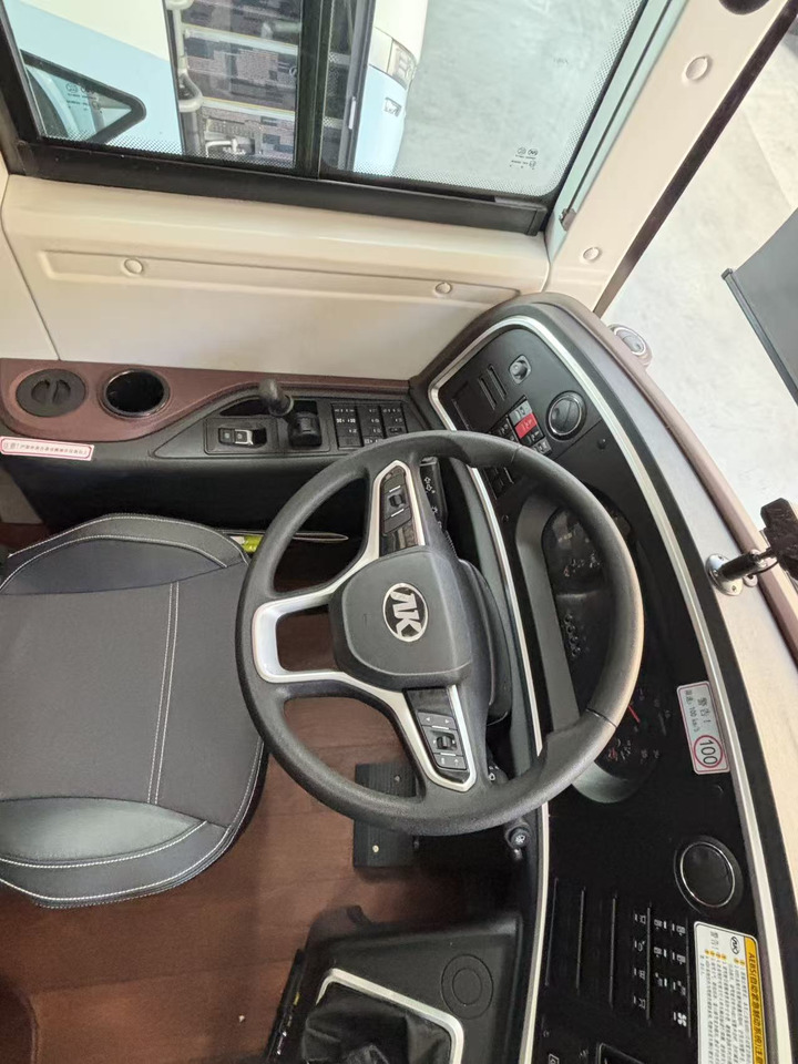 ANKAI N12 - אוטובוס בין עירוני: תמונה 4 ANKAI N12 - אוטובוס בין עירוני: תמונה 4