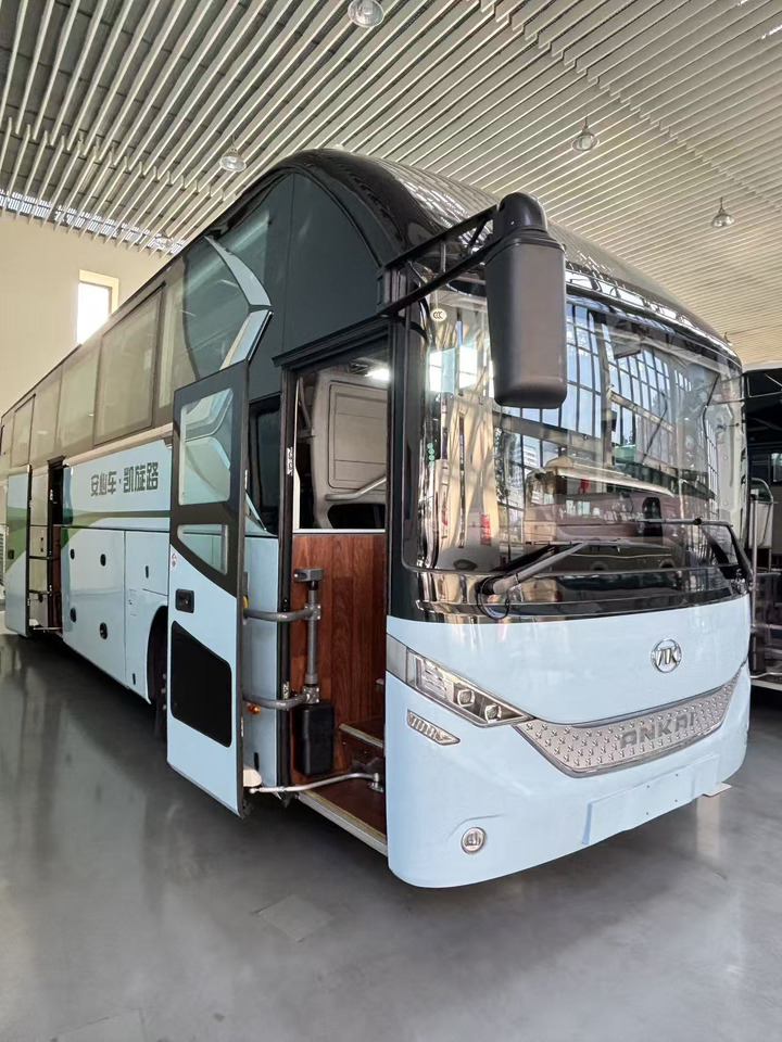 ANKAI N12 - אוטובוס בין עירוני: תמונה 2 ANKAI N12 - אוטובוס בין עירוני: תמונה 2