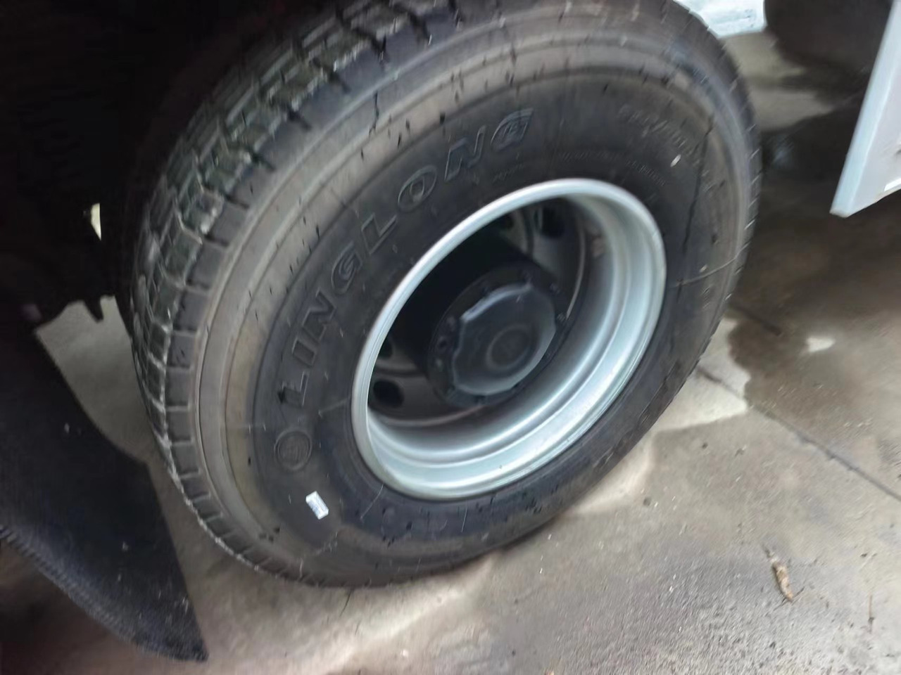 Auman Auman 6*4 dump truck - מזהיר: תמונה 5 Auman Auman 6*4 dump truck - מזהיר: תמונה 5