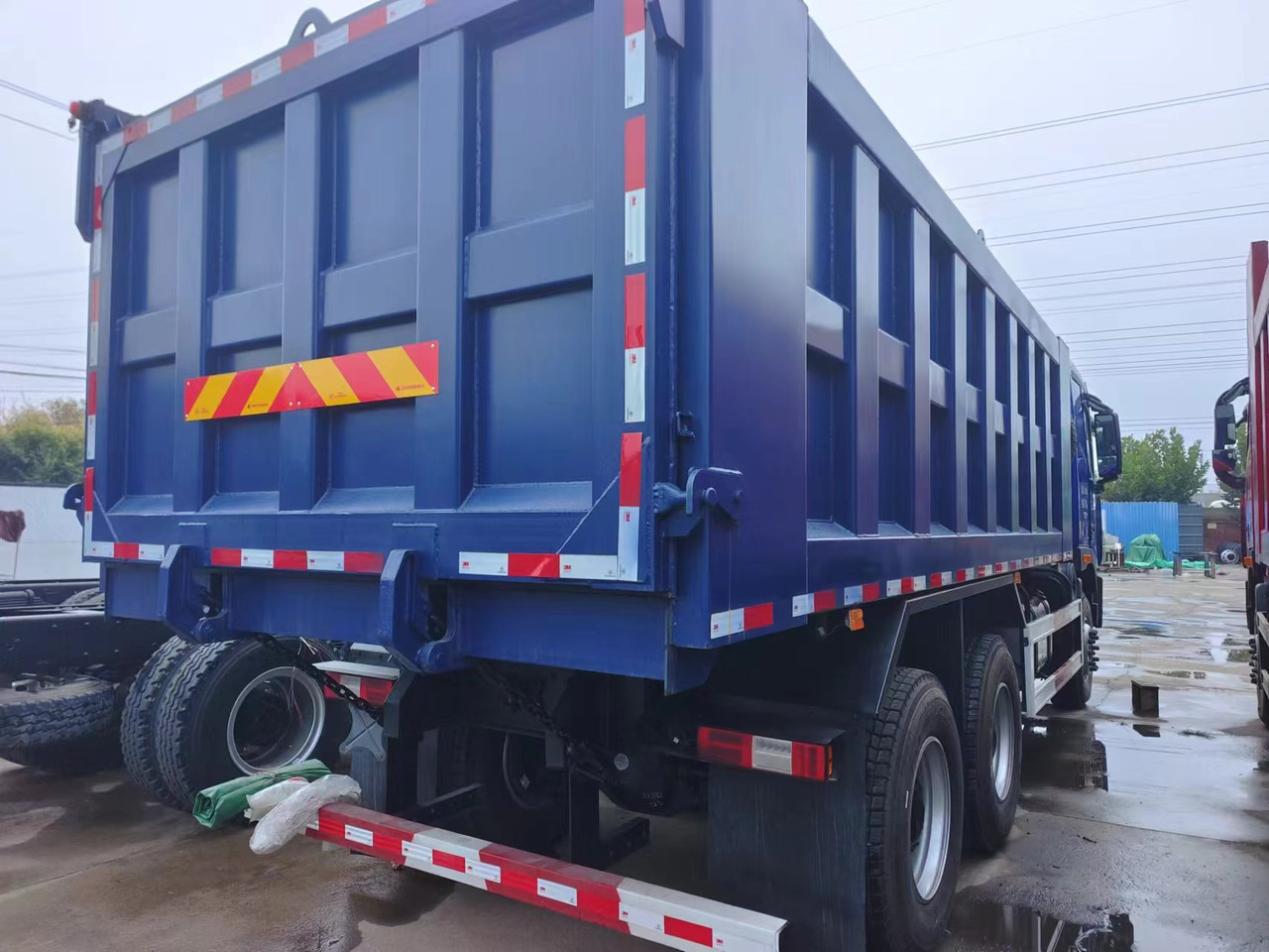 Auman Auman 6*4 dump truck - מזהיר: תמונה 4 Auman Auman 6*4 dump truck - מזהיר: תמונה 4