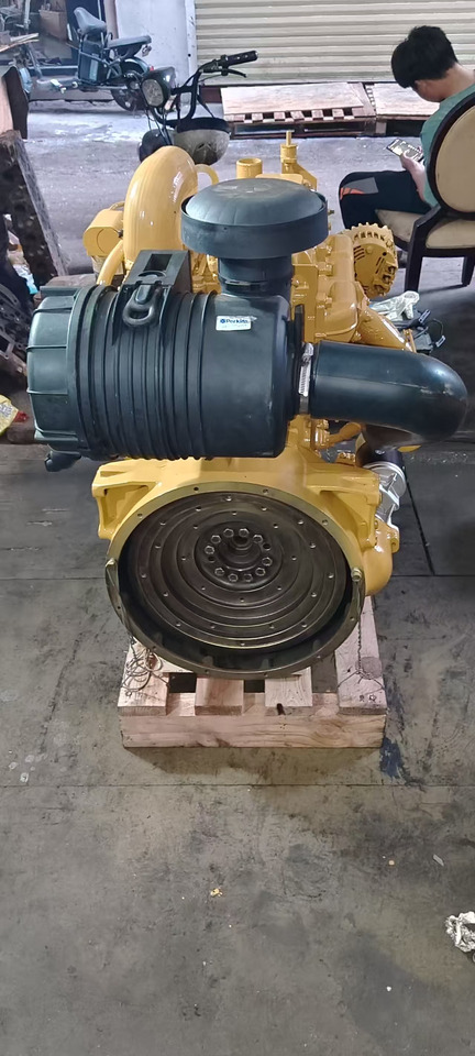 CATERPILLAR 3054C - מנוע עבור מחפר סורק: תמונה 4 CATERPILLAR 3054C - מנוע עבור מחפר סורק: תמונה 4