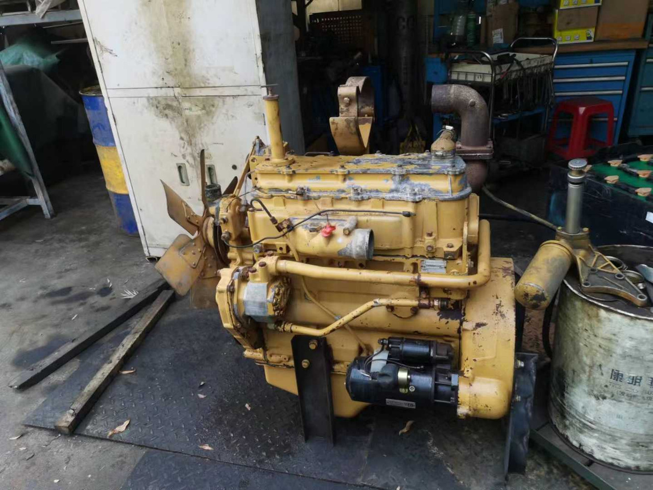 CATERPILLAR 3204C - מנוע עבור מחפר: תמונה 1 CATERPILLAR 3204C - מנוע עבור מחפר: תמונה 1