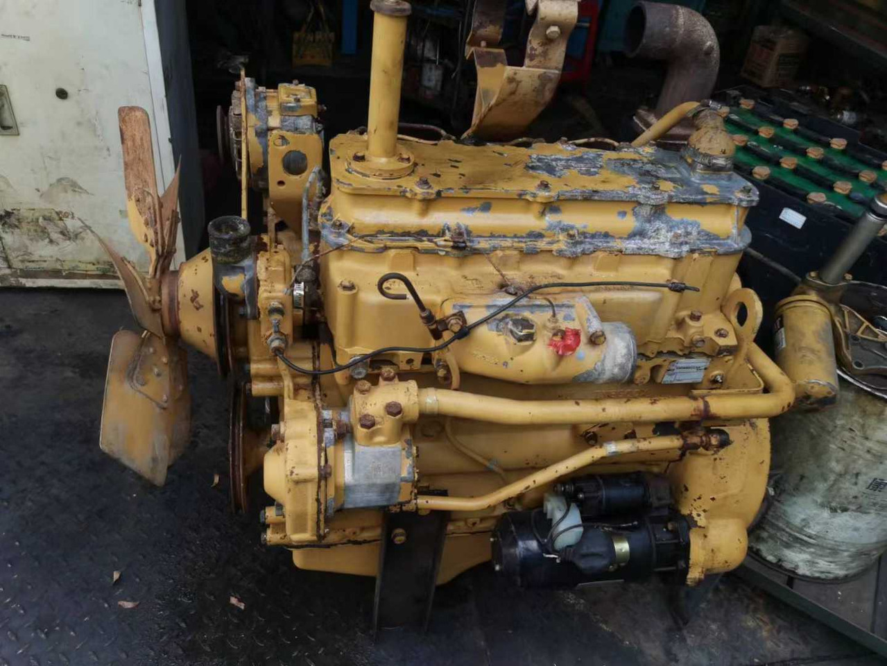 CATERPILLAR 3204C - מנוע עבור מחפר: תמונה 2 CATERPILLAR 3204C - מנוע עבור מחפר: תמונה 2