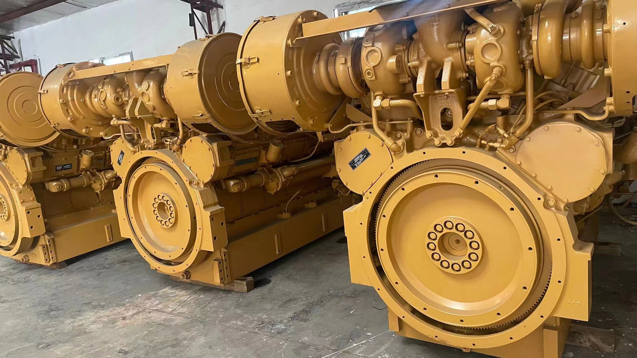 CATERPILLAR 3512 - מנוע עבור עגורן: תמונה 4 CATERPILLAR 3512 - מנוע עבור עגורן: תמונה 4