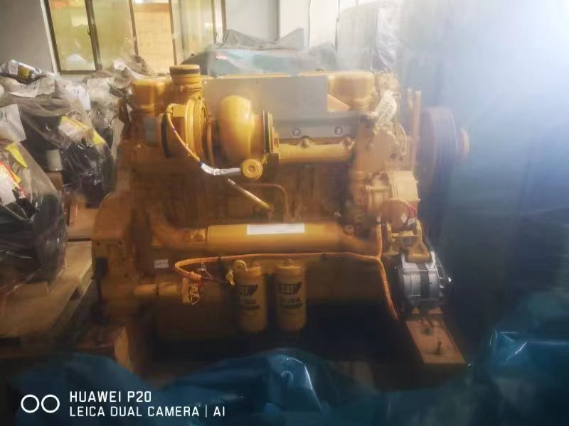 CATERPILLAR C18 - מנוע עבור מכונת בנייה: תמונה 1 CATERPILLAR C18 - מנוע עבור מכונת בנייה: תמונה 1