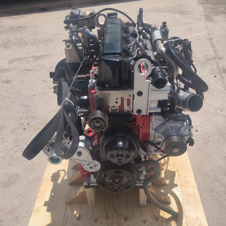 CUMMINS ISF3.8 - מנוע עבור מחפר: תמונה 2 CUMMINS ISF3.8 - מנוע עבור מחפר: תמונה 2