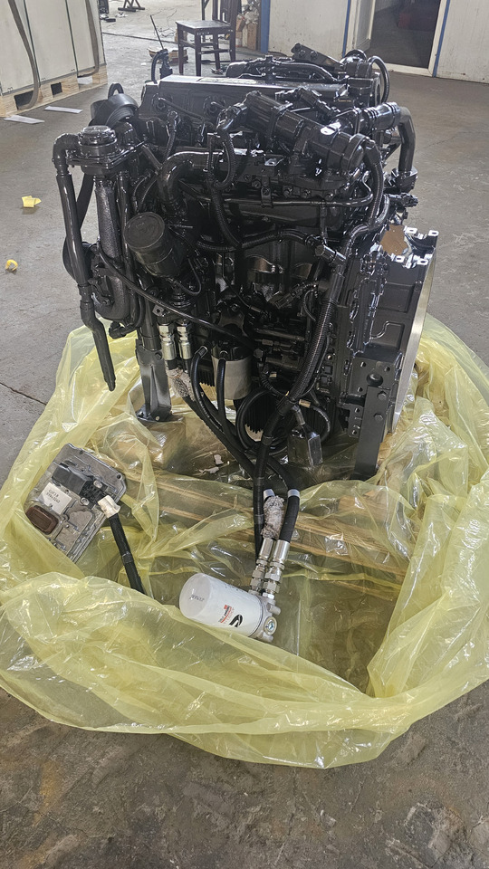 CUMMINS QSF3.8 - מנוע עבור מחפר: תמונה 2 CUMMINS QSF3.8 - מנוע עבור מחפר: תמונה 2