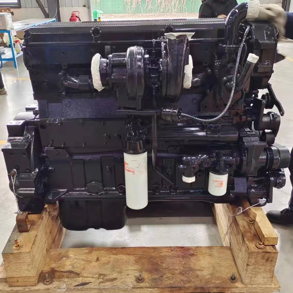 CUMMINS QSX15 - מנוע עבור מחפר: תמונה 1 CUMMINS QSX15 - מנוע עבור מחפר: תמונה 1