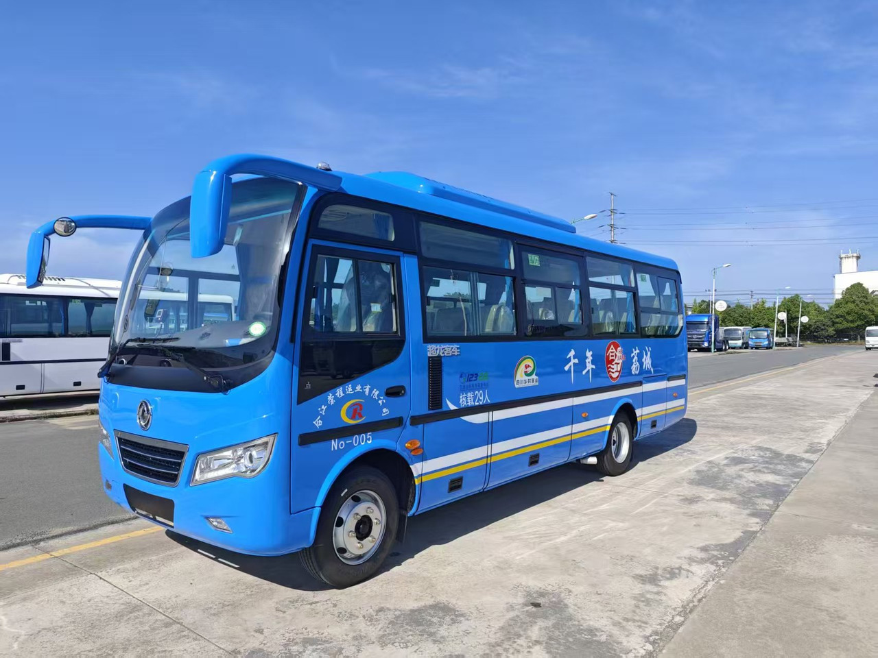 DONGFENG CNG 30 seats - אוטובוס בין עירוני: תמונה 2 DONGFENG CNG 30 seats - אוטובוס בין עירוני: תמונה 2