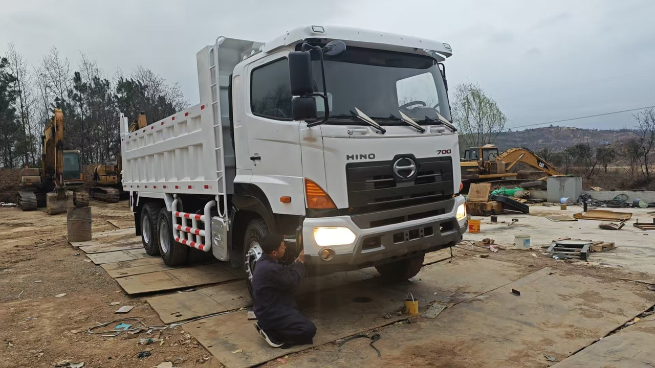 HINO HINO 700 - מזהיר: תמונה 1 HINO HINO 700 - מזהיר: תמונה 1
