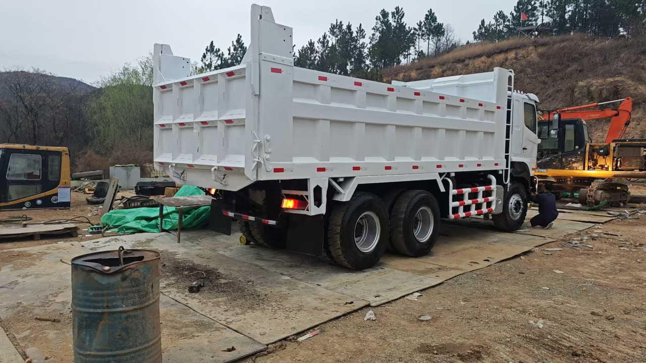 HINO HINO 700 - מזהיר: תמונה 4 HINO HINO 700 - מזהיר: תמונה 4