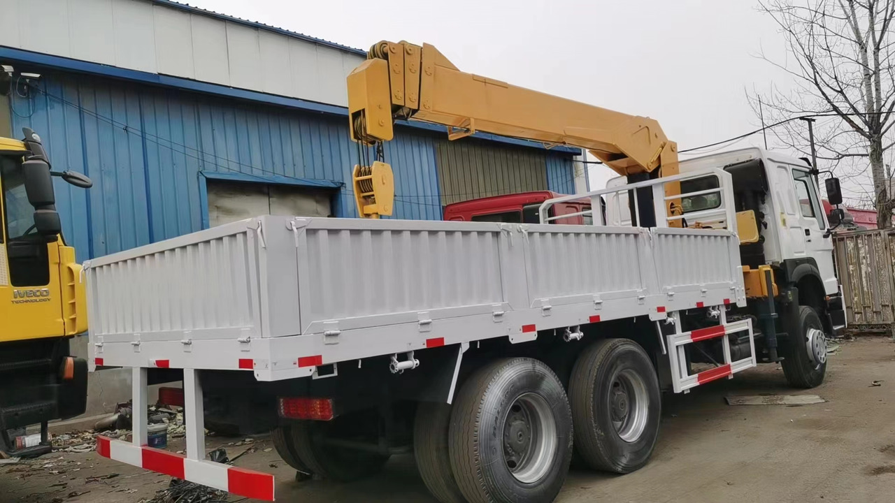 HOWO 371 - משאית מנוף: תמונה 3 HOWO 371 - משאית מנוף: תמונה 3