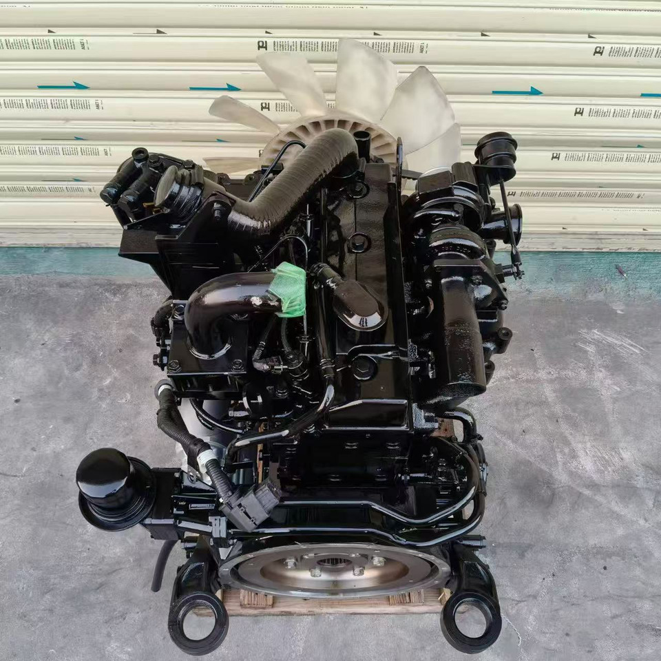 KOMATSU 4D95LE-5 - מנוע עבור מחפר: תמונה 1 KOMATSU 4D95LE-5 - מנוע עבור מחפר: תמונה 1