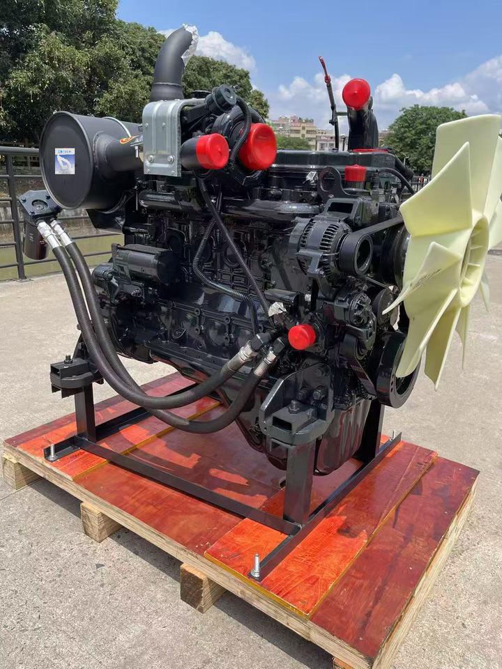 KOMATSU 6D107E-1 - מנוע עבור מחפר: תמונה 4 KOMATSU 6D107E-1 - מנוע עבור מחפר: תמונה 4