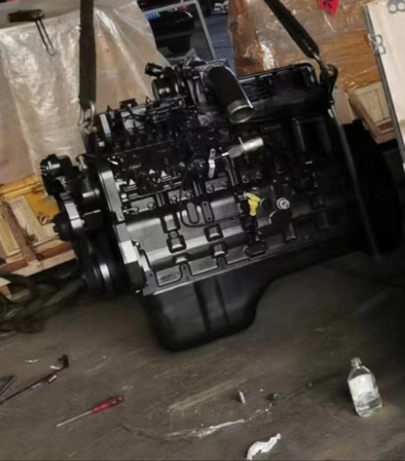 KOMATSU SAA6D114E - מנוע עבור מחפר: תמונה 1 KOMATSU SAA6D114E - מנוע עבור מחפר: תמונה 1