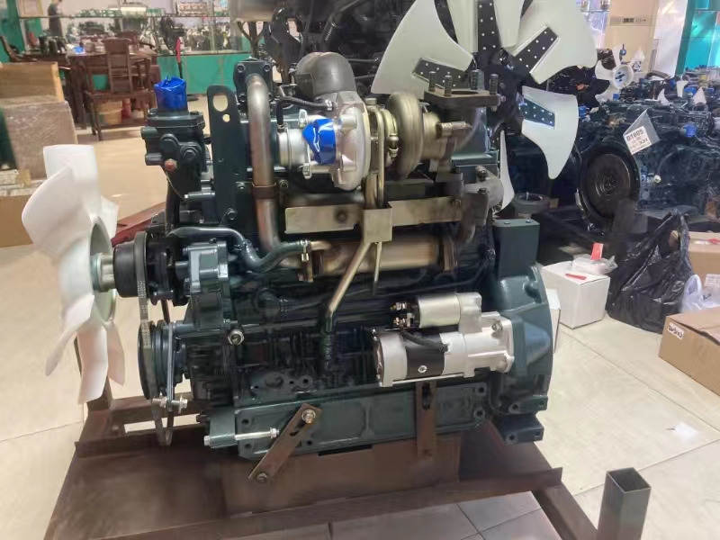 KUBOTA V3800 - מנוע עבור קרון נגרר למכונית: תמונה 3 KUBOTA V3800 - מנוע עבור קרון נגרר למכונית: תמונה 3