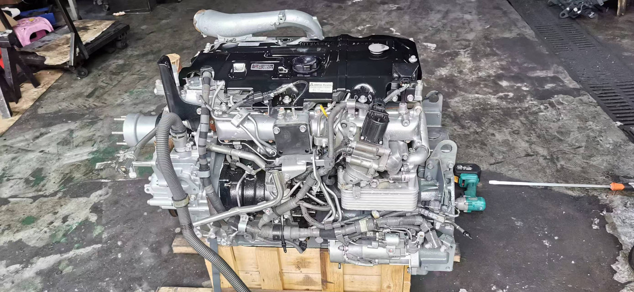 MITSUBISHI 4M50 - מנוע עבור מחפר: תמונה 4 MITSUBISHI 4M50 - מנוע עבור מחפר: תמונה 4