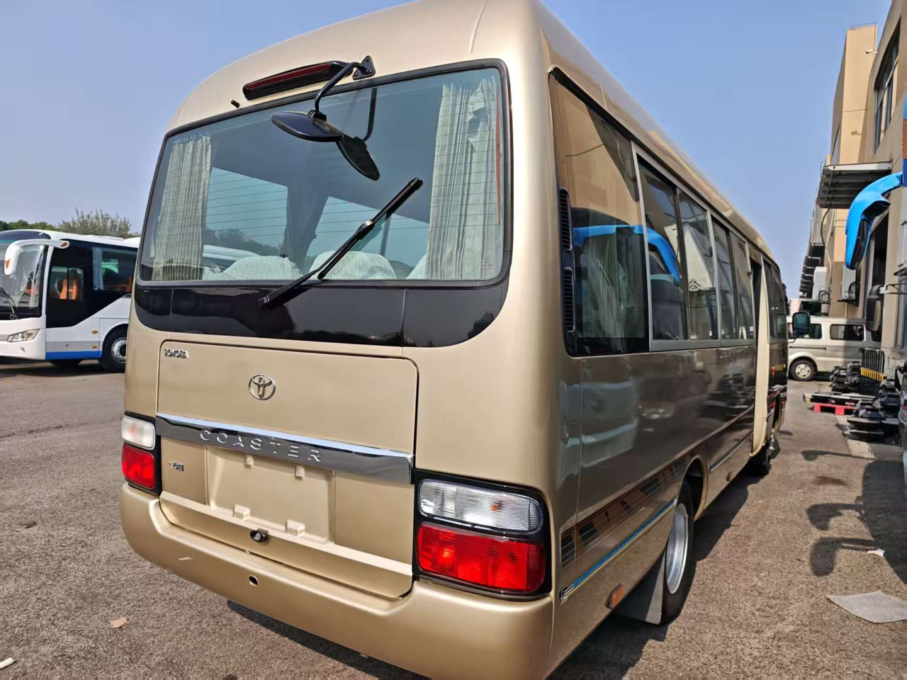 TOYOTA COASTER 23 seats - אוטובוס בין עירוני: תמונה 3 TOYOTA COASTER 23 seats - אוטובוס בין עירוני: תמונה 3