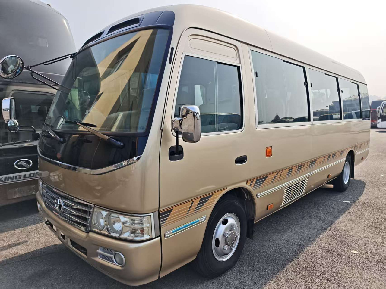 TOYOTA COASTER 23 seats - אוטובוס בין עירוני: תמונה 1 TOYOTA COASTER 23 seats - אוטובוס בין עירוני: תמונה 1