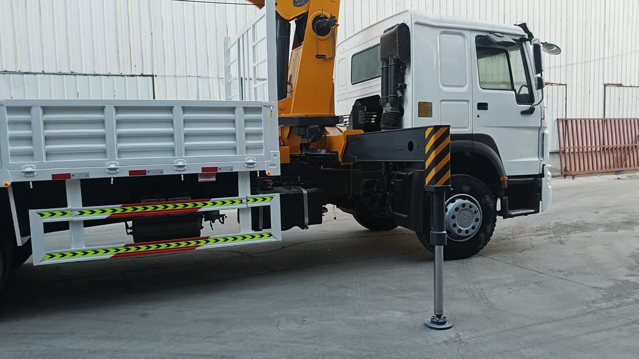 XCMG SQ12SK3Q - משאית מנוף: תמונה 1 XCMG SQ12SK3Q - משאית מנוף: תמונה 1