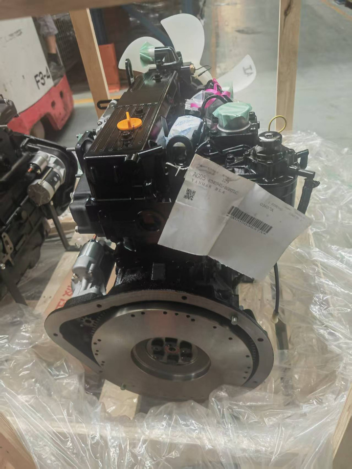YANMAR 4TNE94 - מנוע עבור מלגזה: תמונה 1 YANMAR 4TNE94 - מנוע עבור מלגזה: תמונה 1