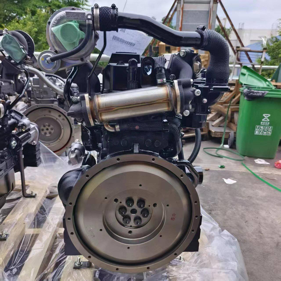 YANMAR 4TNV98C with EGR - מנוע עבור מחפר גלגלים: תמונה 3 YANMAR 4TNV98C with EGR - מנוע עבור מחפר גלגלים: תמונה 3