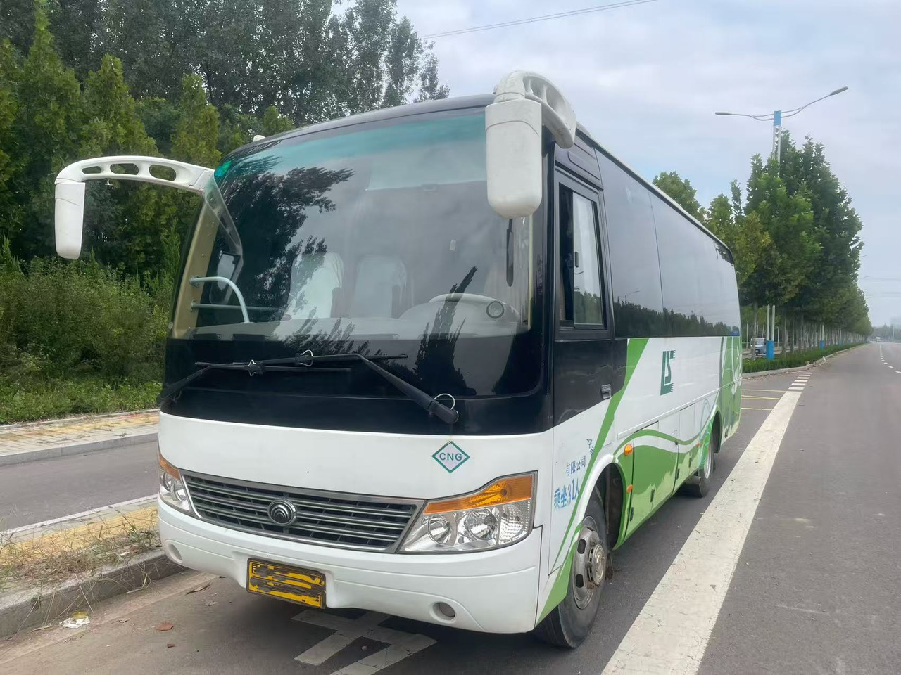 YUTONG 31 seats ZK6852HNG2 - אוטובוס בין עירוני: תמונה 2 YUTONG 31 seats ZK6852HNG2 - אוטובוס בין עירוני: תמונה 2