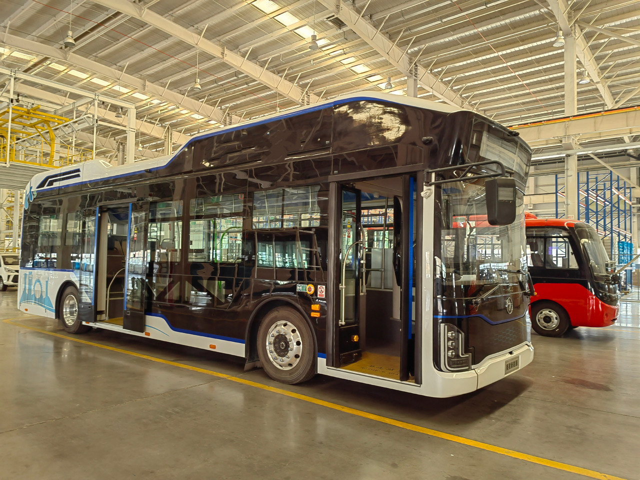 Fuel cell bus - אוטובוס עירוני: תמונה 1 Fuel cell bus - אוטובוס עירוני: תמונה 1