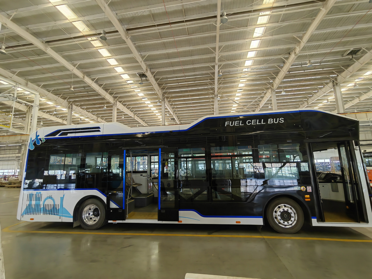 Fuel cell bus - אוטובוס עירוני: תמונה 2 Fuel cell bus - אוטובוס עירוני: תמונה 2