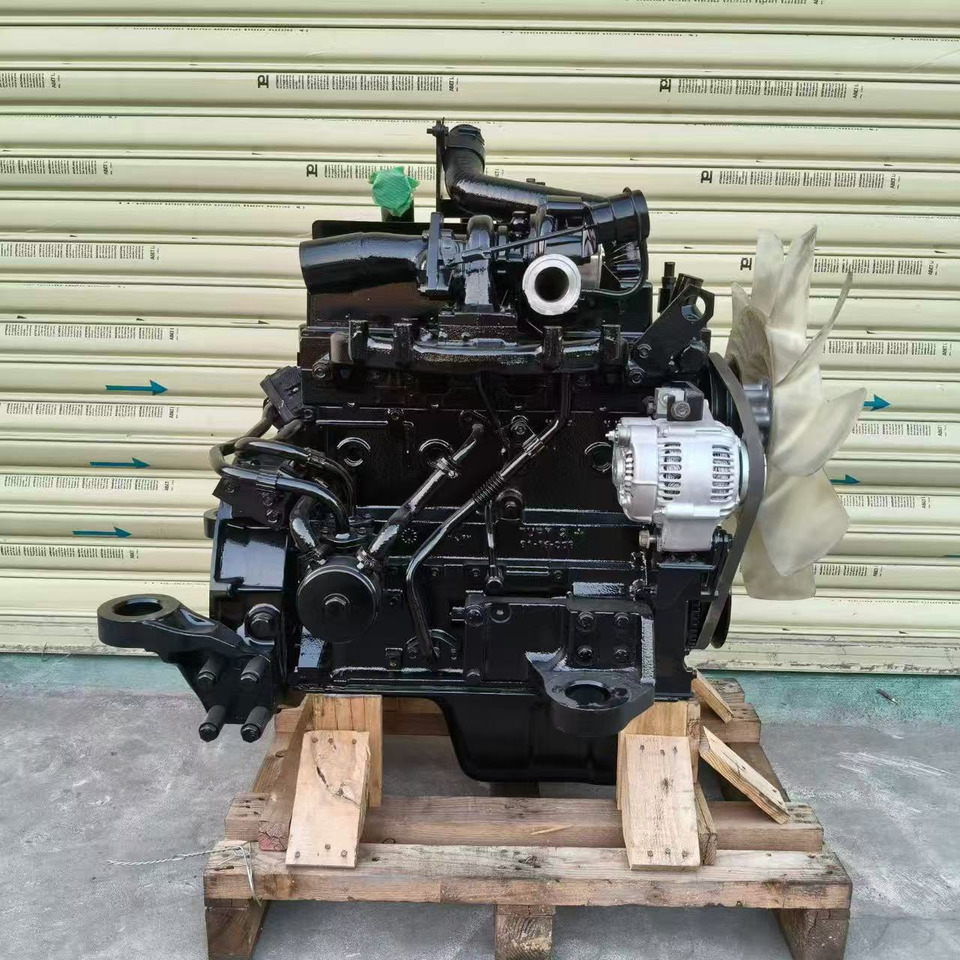 KOMATSU 4D95LE-5 - מנוע עבור מחפר: תמונה 1 KOMATSU 4D95LE-5 - מנוע עבור מחפר: תמונה 1