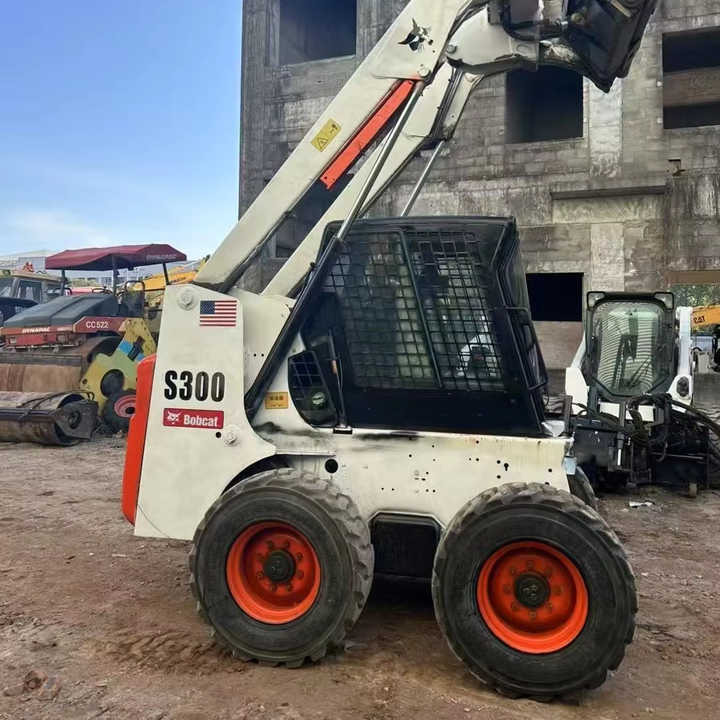 100%Ready Bobcat S300 Well Sold Most Famous Brand High Quality Bobcat S300 Skid Steer Loader for Sale - מעמיס גלגלים: תמונה 1 100%Ready Bobcat S300 Well Sold Most Famous Brand High Quality Bobcat S300 Skid Steer Loader for Sale - מעמיס גלגלים: תמונה 1