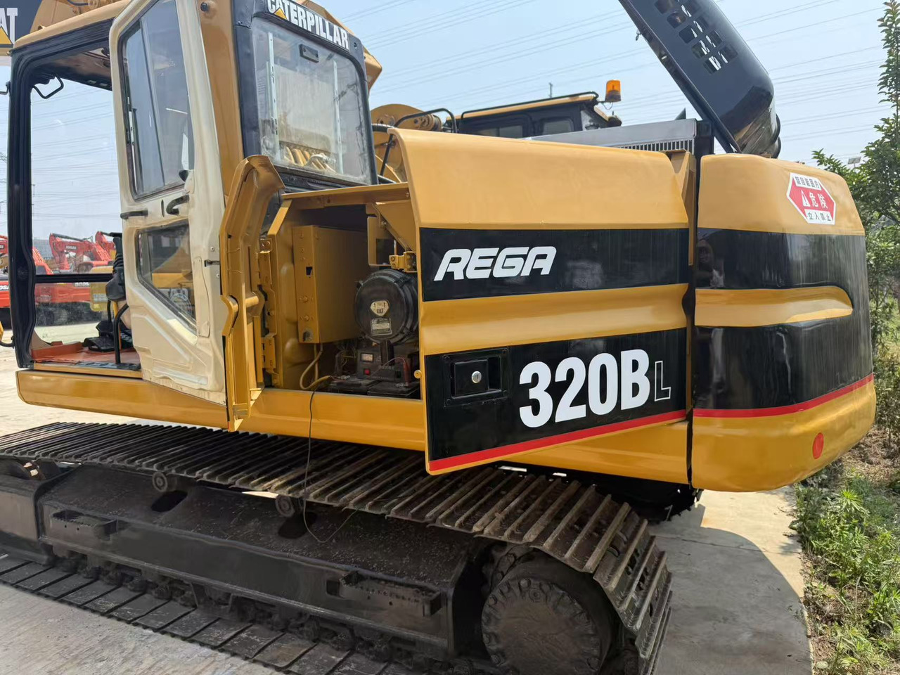 CATERPILLAR 320B - מחפר סורק: תמונה 1 CATERPILLAR 320B - מחפר סורק: תמונה 1