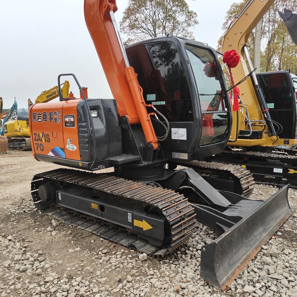 CRAWLER EXCAVATOR Used Hitachi ZX70 Excavator for Sale - Low Hours - מיני מחפר: תמונה 1 CRAWLER EXCAVATOR Used Hitachi ZX70 Excavator for Sale - Low Hours - מיני מחפר: תמונה 1