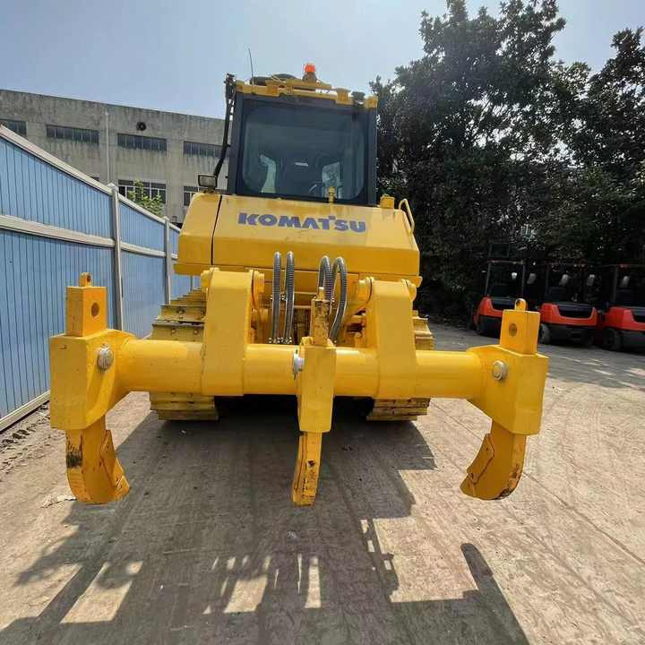 Cheap Price komatsu D65 Bulldozer with Ripper , Original Made Dozer komatsu D65 , komatsu D65p D80p D85p Bulldozer - דחפור: תמונה 5 Cheap Price komatsu D65 Bulldozer with Ripper , Original Made Dozer komatsu D65 , komatsu D65p D80p D85p Bulldozer - דחפור: תמונה 5