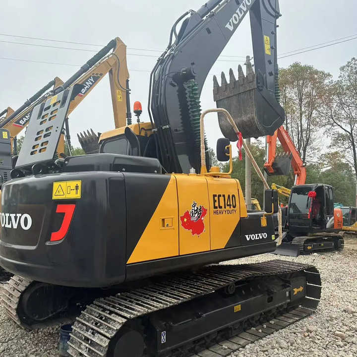 China Brand Used VOLVO EC140 Mini Excavator 6ton Crawler Earth Digger Machine for Sale - מחפר סורק: תמונה 1 China Brand Used VOLVO EC140 Mini Excavator 6ton Crawler Earth Digger Machine for Sale - מחפר סורק: תמונה 1